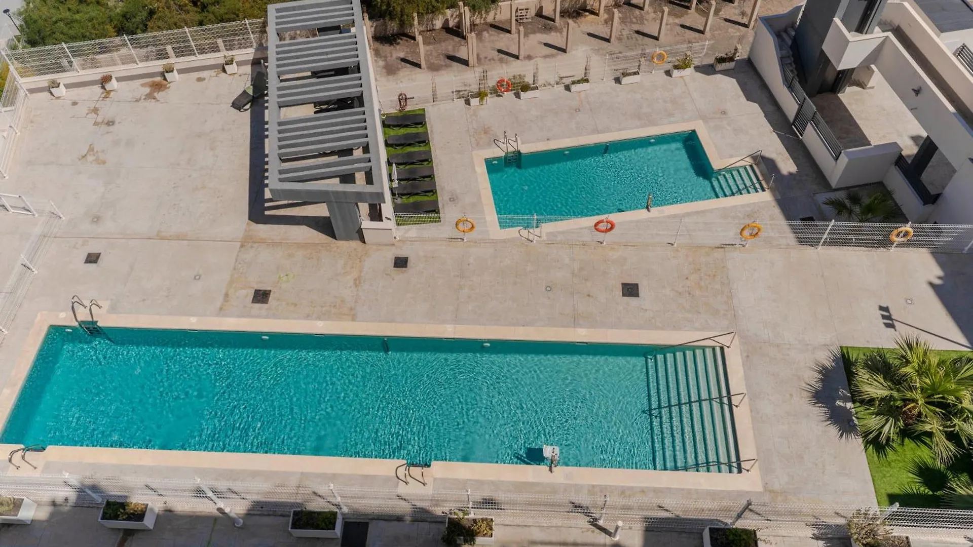 Rentitspain Playa, Piscina Y Terraza Al Mar La Herradura  Lejlighed